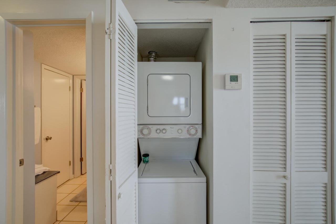 Holiday home Amazing Views Corner Condo In Orange Beach *