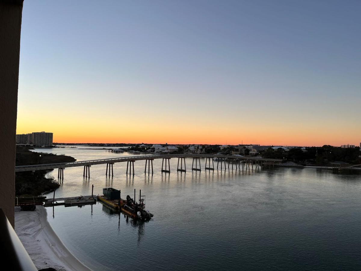 Ole River Hideway, Orange Beach, Updated 2 Bedroom Waterfront Condo, Wind Drift *