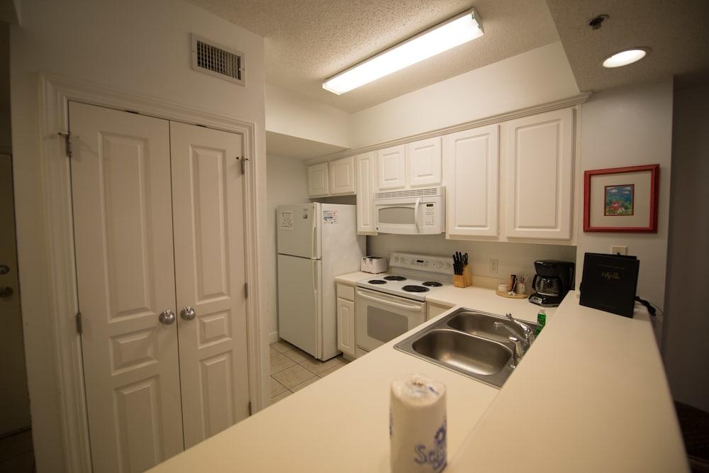 Palm Orange A Ramada By Wyndham Resort Orange Beach