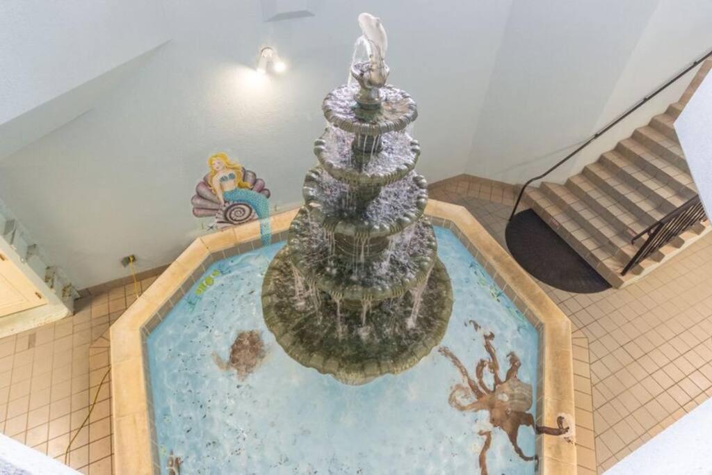 Apartment Phoenix V 211 - Beachfront W/ Kids Splash Pad!