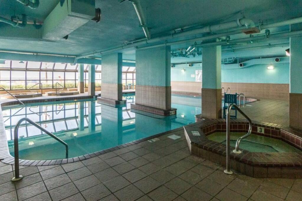 Phoenix V 211 - Beachfront W/ Kids Splash Pad! Apartment