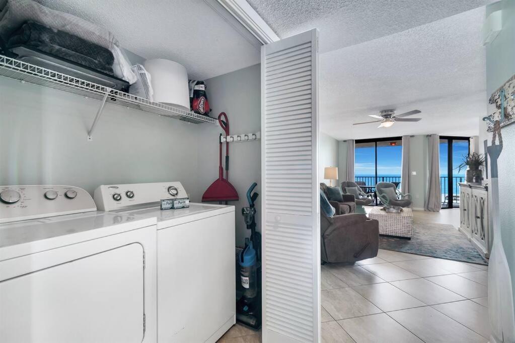 Phoenix V 211 - Beachfront W/ Kids Splash Pad! Orange Beach