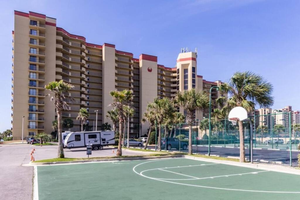 Phoenix V 211 - Beachfront W/ Kids Splash Pad!