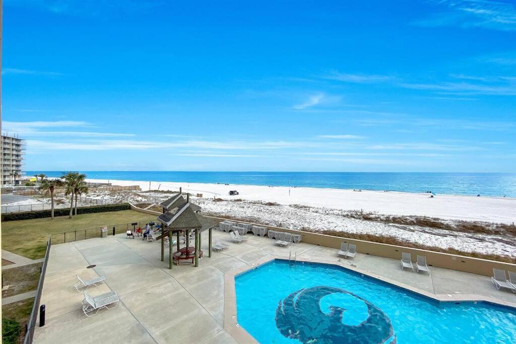 Apartment Phoenix V 211 - Beachfront W/ Kids Splash Pad!