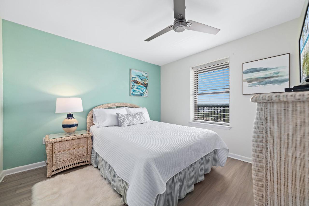 Apartment Phoenix Vi 6511 - Beachfront Updated Condo! Orange Beach