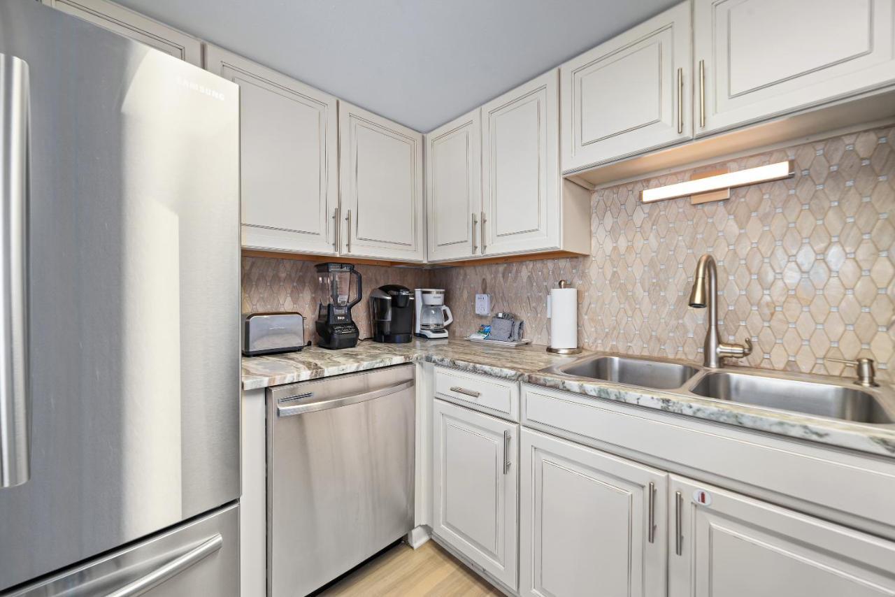 Phoenix Vi 6511 - Beachfront Updated Condo! Apartment *
