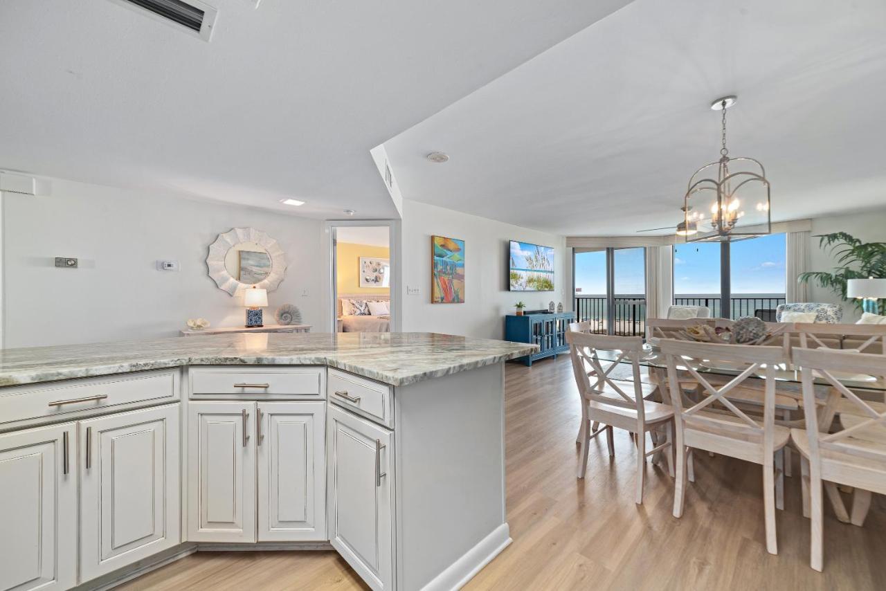 Apartment Phoenix Vi 6511 - Beachfront Updated Condo! Orange Beach