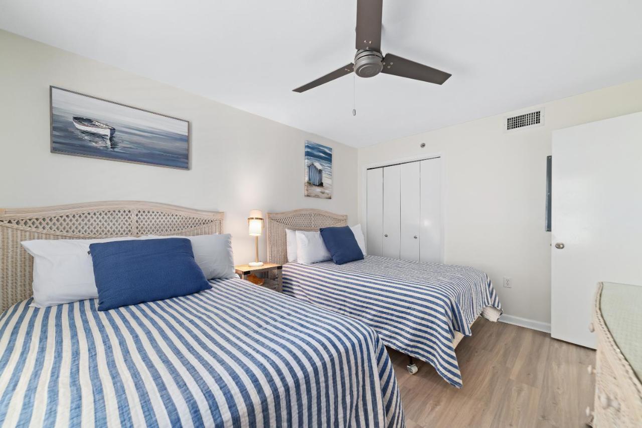 Phoenix Vi 6511 - Beachfront Updated Condo! Apartment