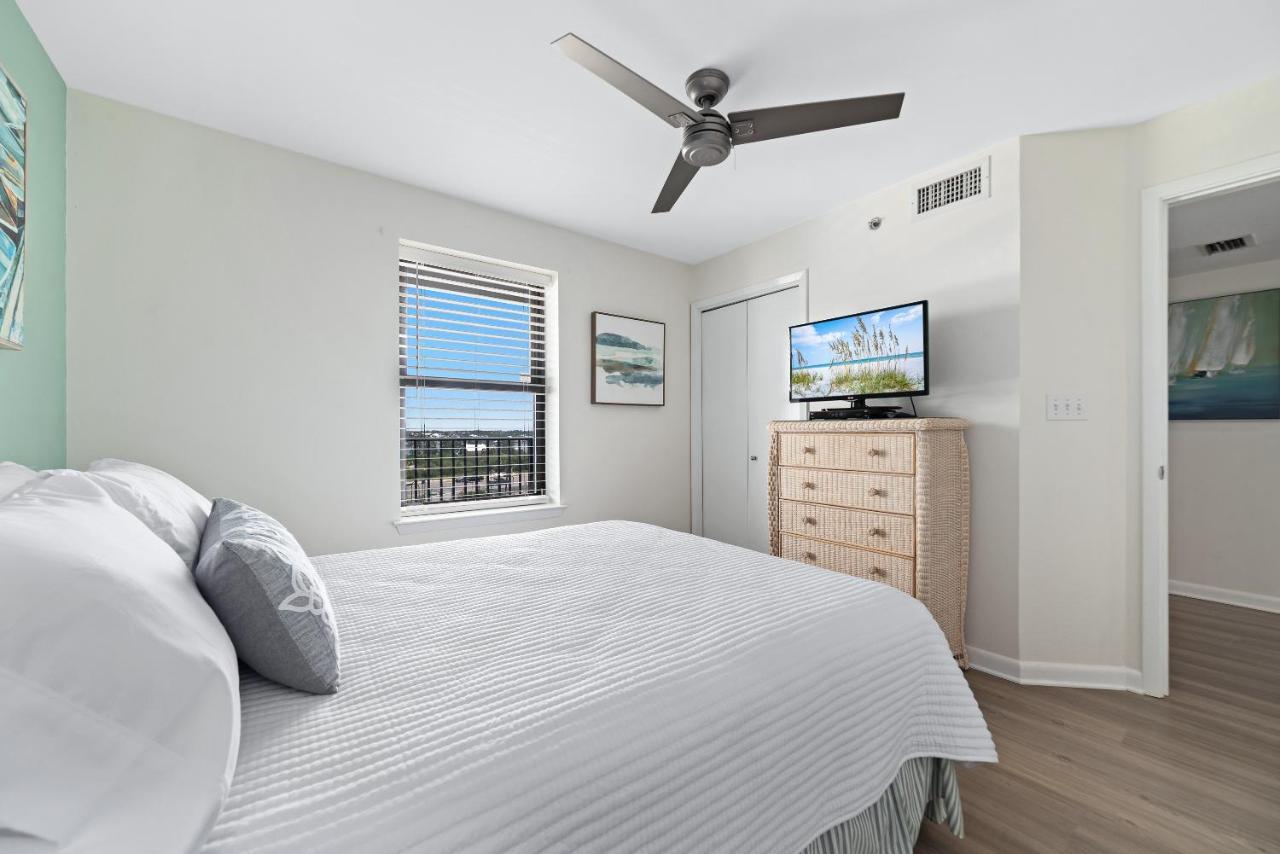 Phoenix Vi 6511 - Beachfront Updated Condo! *