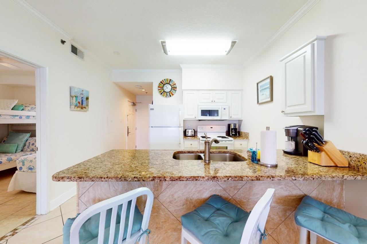 Tradewind 1204 Apartment