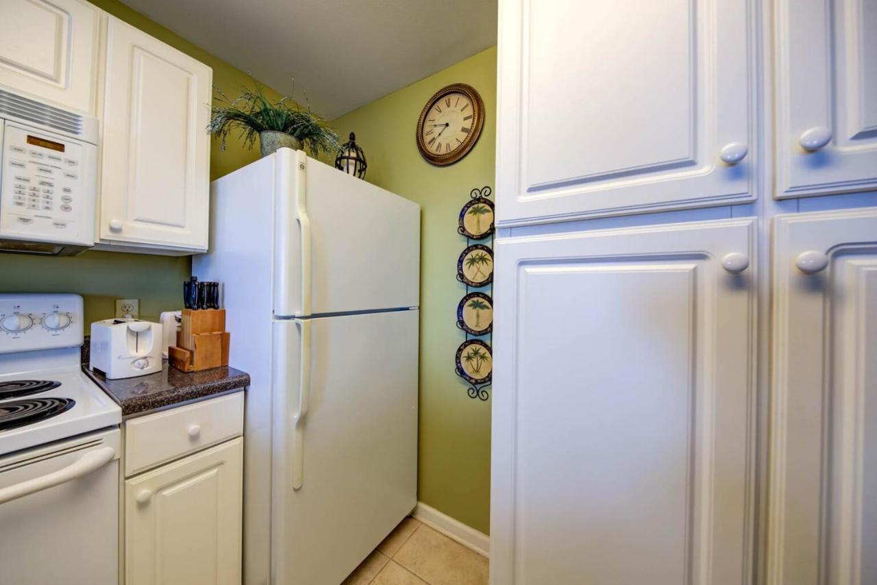 Coastal Condo Across From Orange Beach Holiday home *