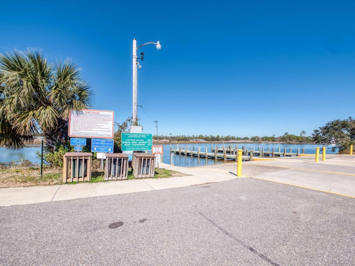 Holiday home Coastal Condo Across From Orange Beach