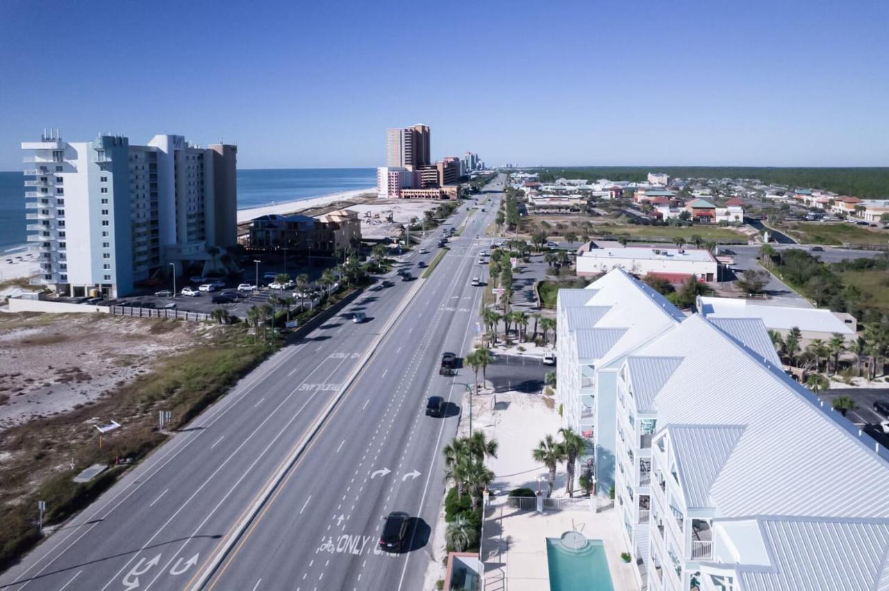 Holiday home Coastal Condo Across From Orange Beach