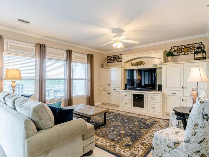 Romar Lakes 304c Apartment *