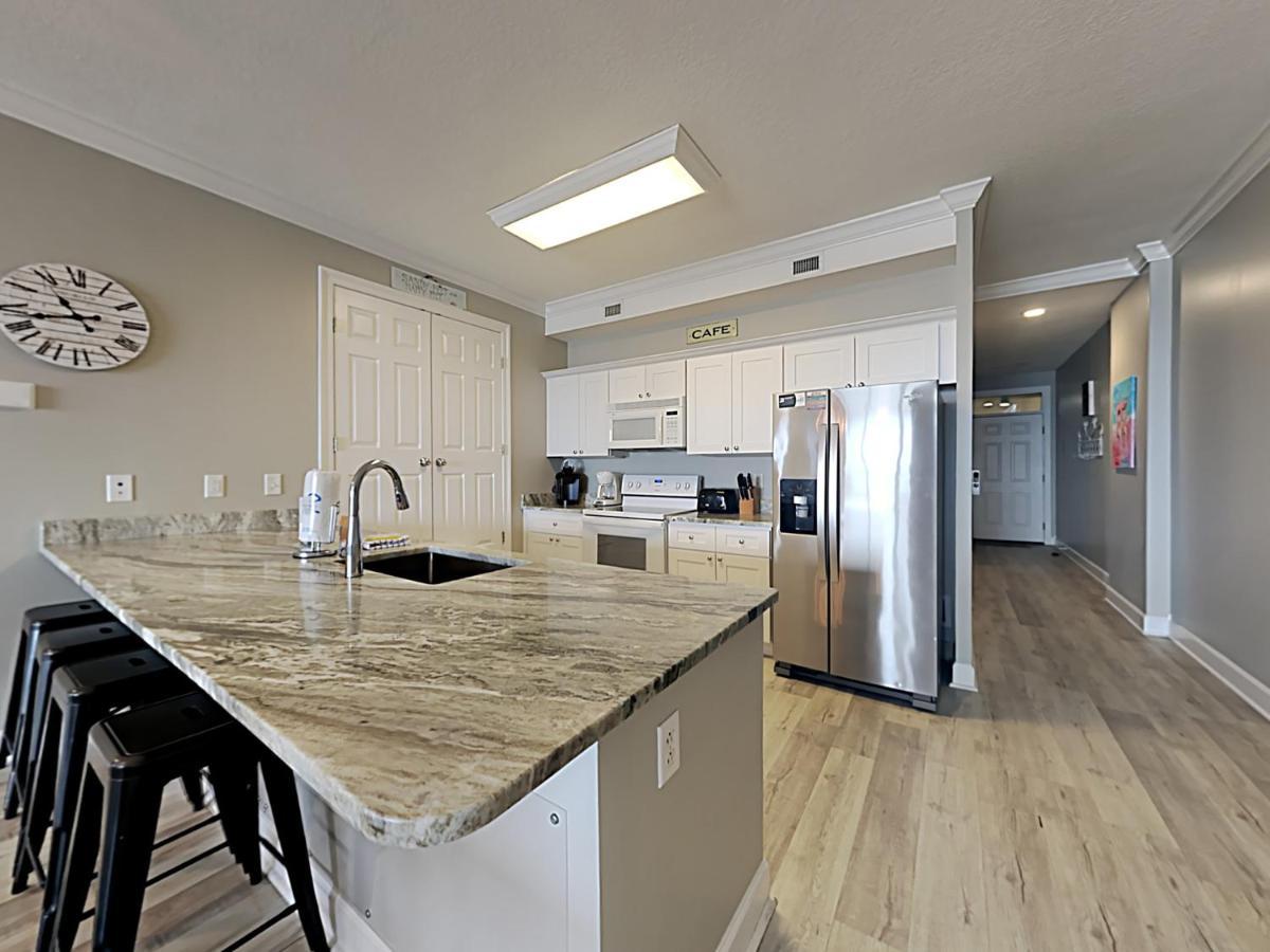 Grand Pointe #714