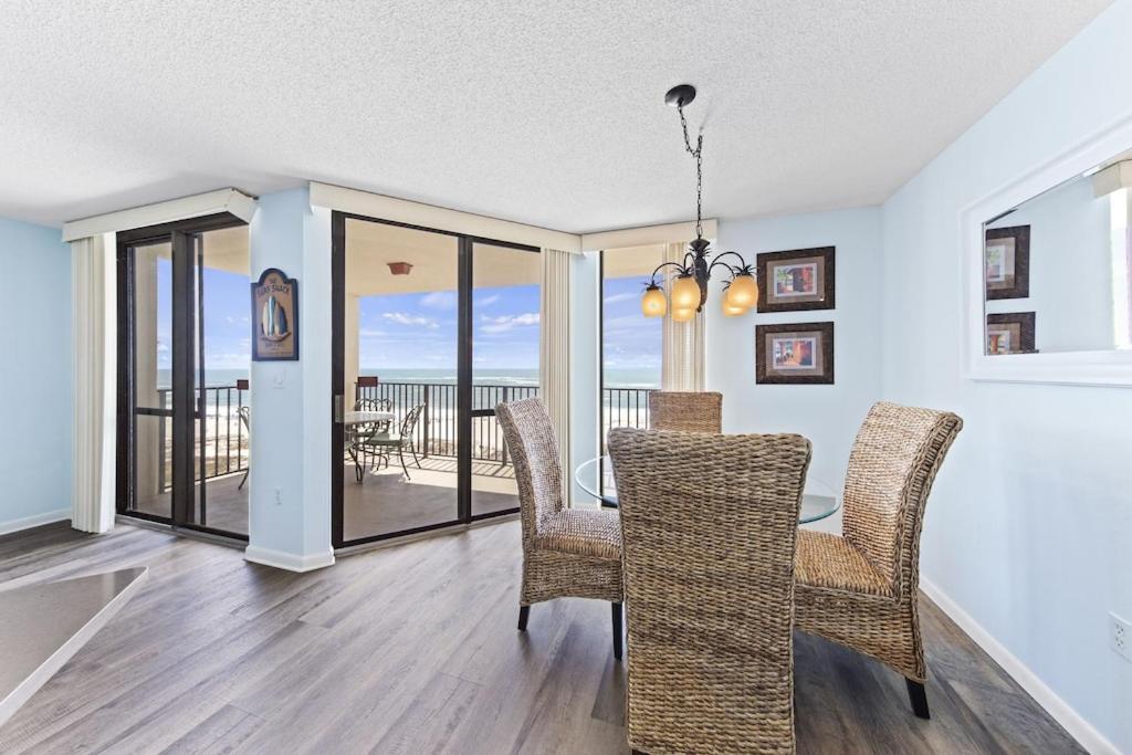 Phoenix 7 Unit 1014 Holiday home