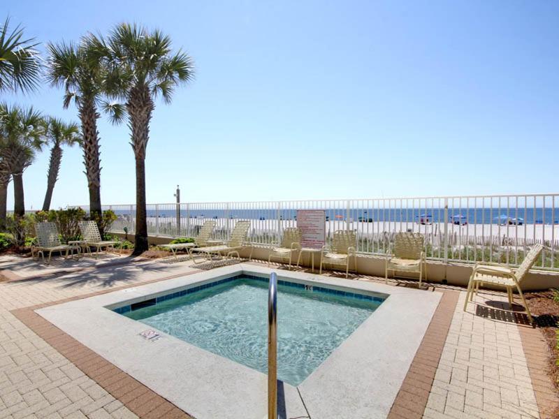 Pelican Pointe #606 Apartment