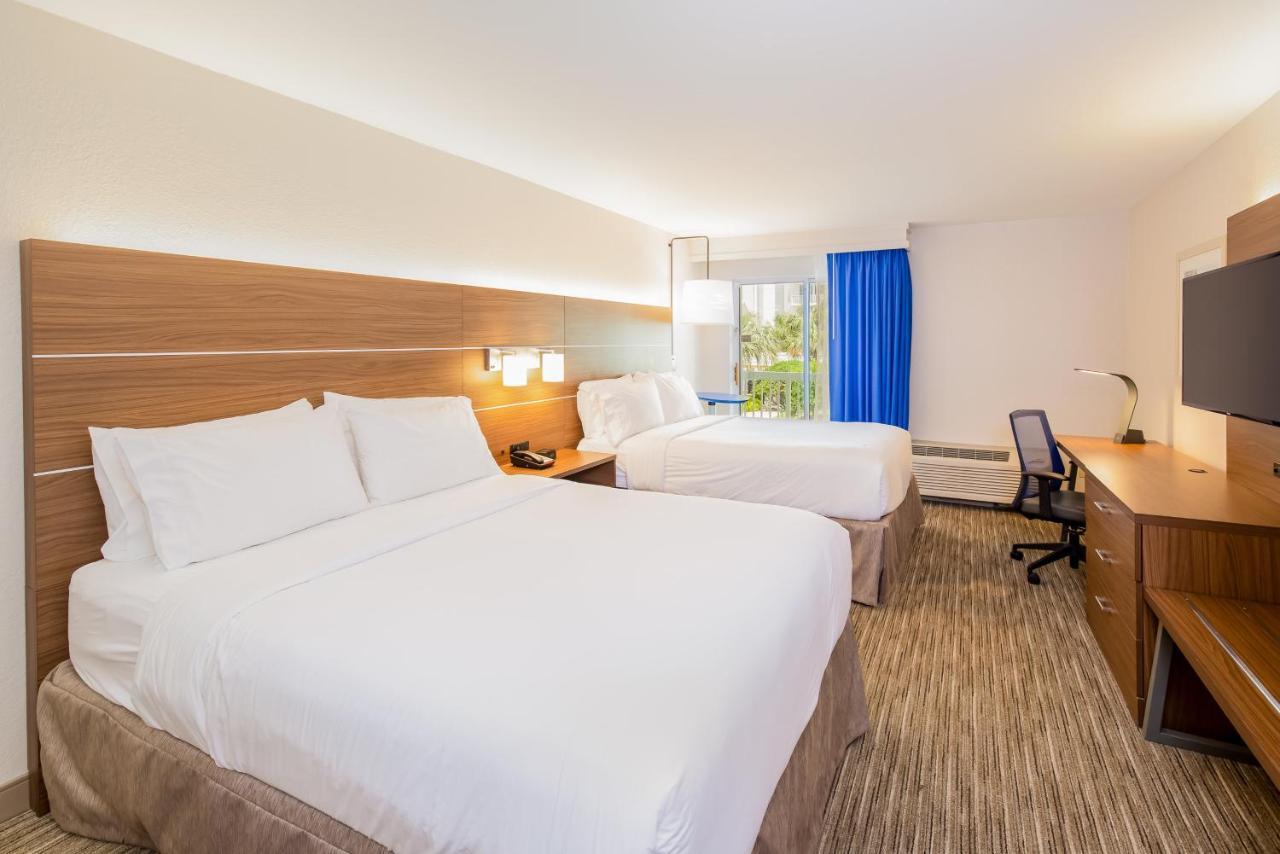 Resort Express Orange - On The By Ihg