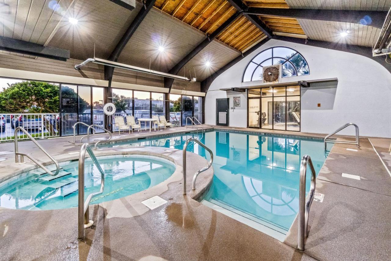 Pelican Pointe 1506