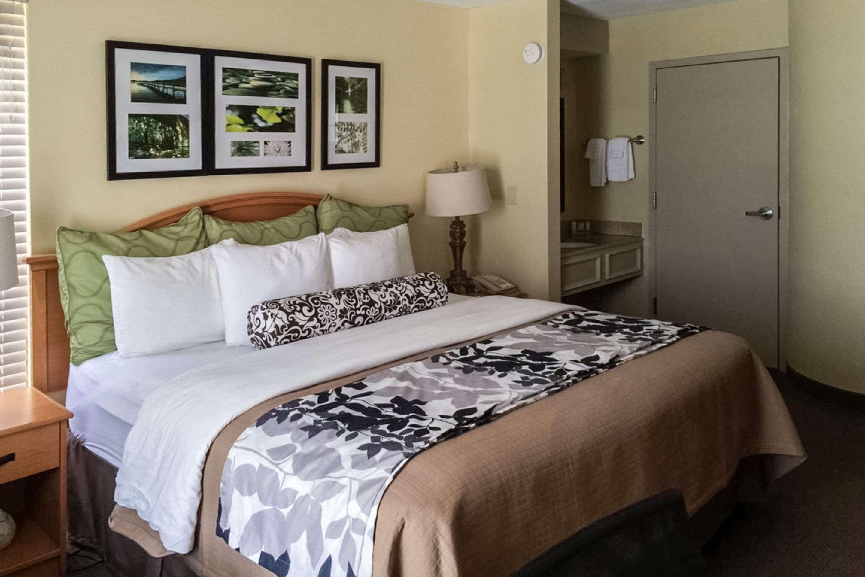 Sleep On The 2* Orange Beach