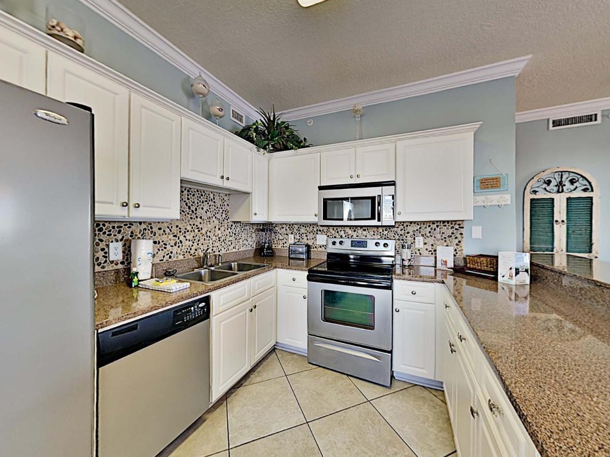 Regency Isle #512 Apartment *