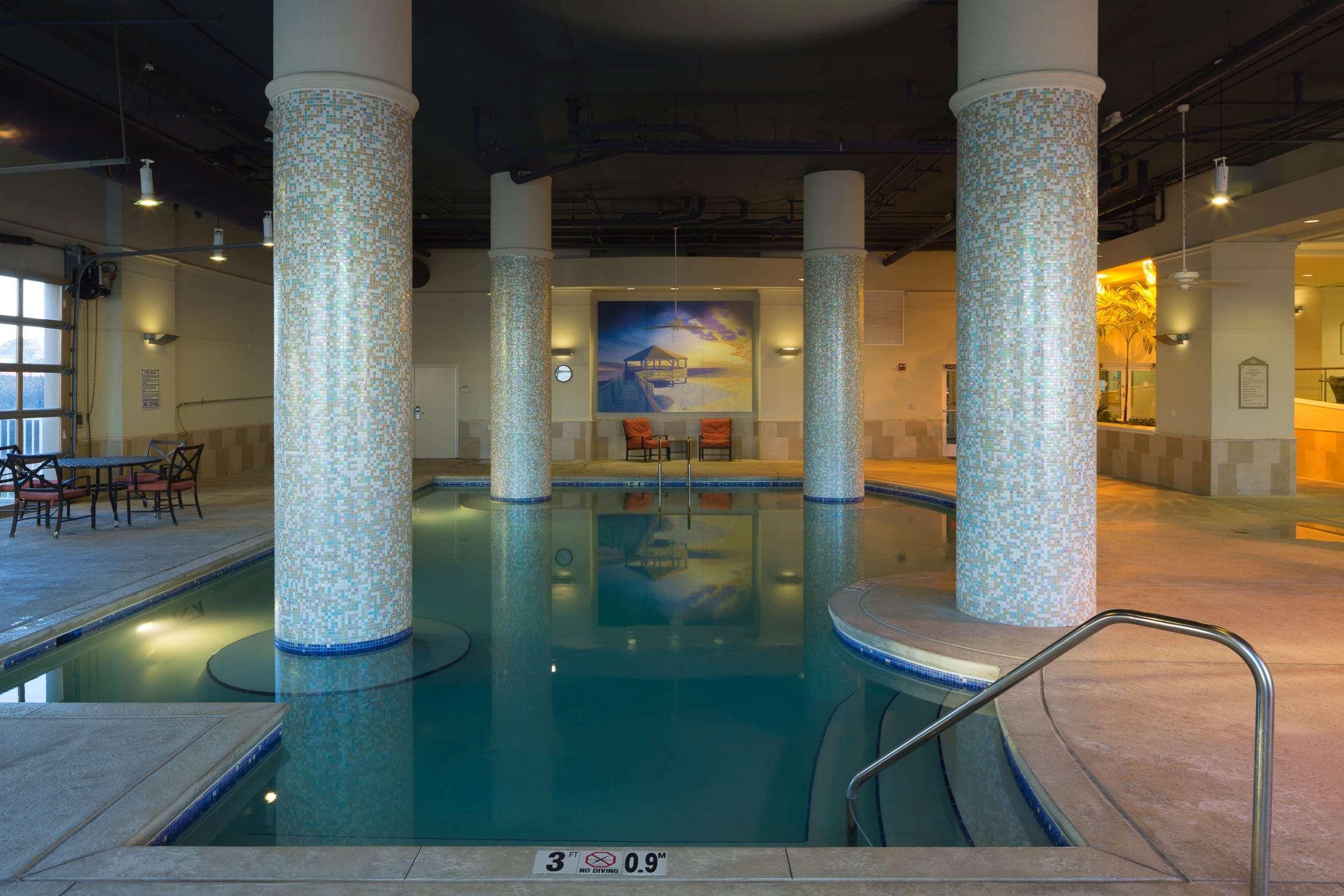 Hotel Escapes! To The Shores Orange Beach, A Ramada By Wyndham