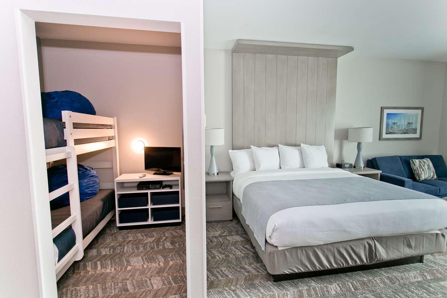 Best Western Premier The Tides Hotel 4*