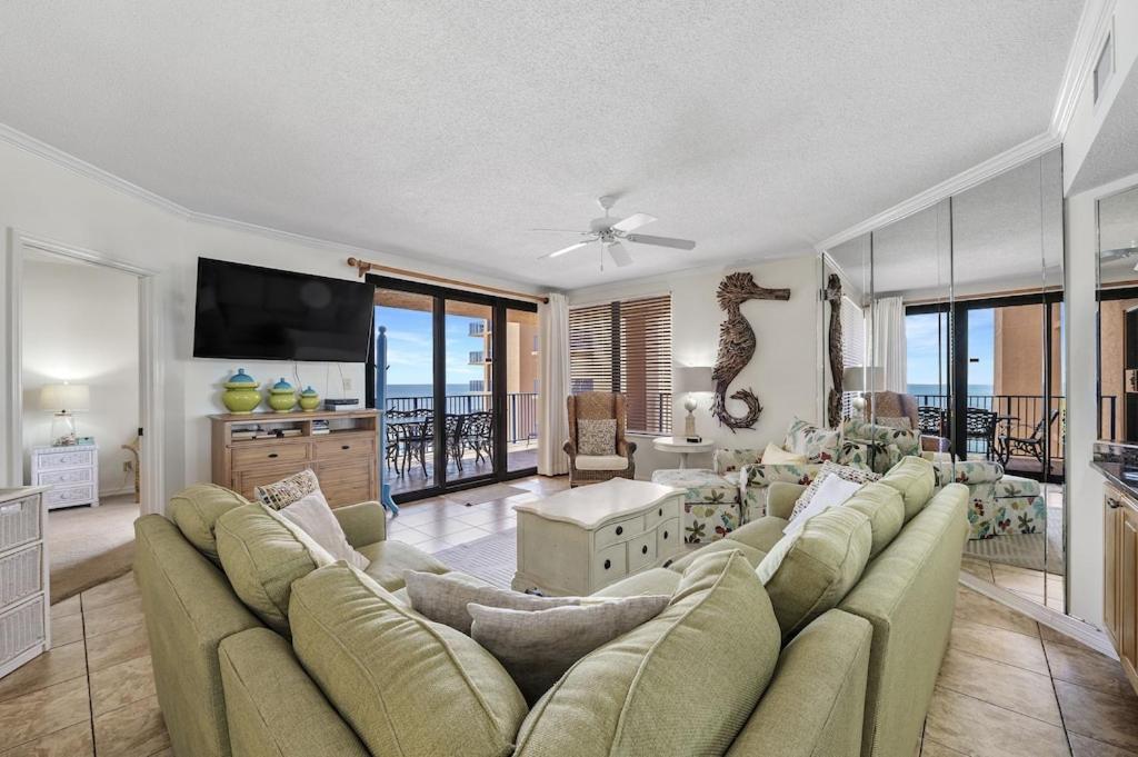 Four Seasons Unit 704e Orange Beach