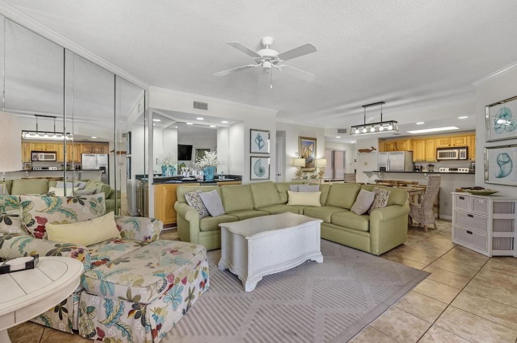 Holiday home Four Seasons Unit 704e Orange Beach