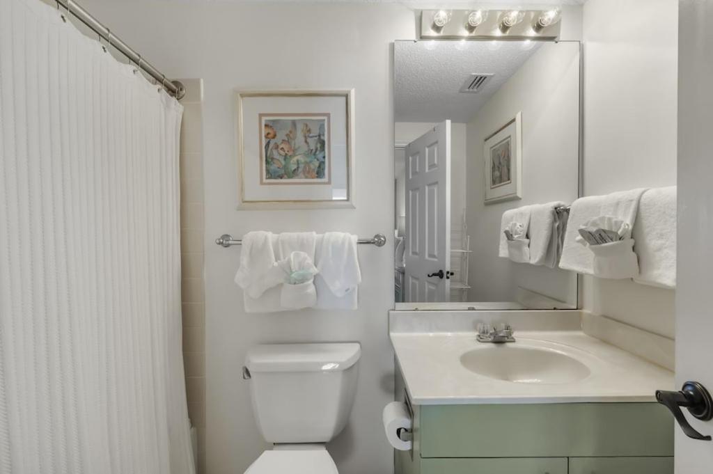Holiday home Four Seasons Unit 704e