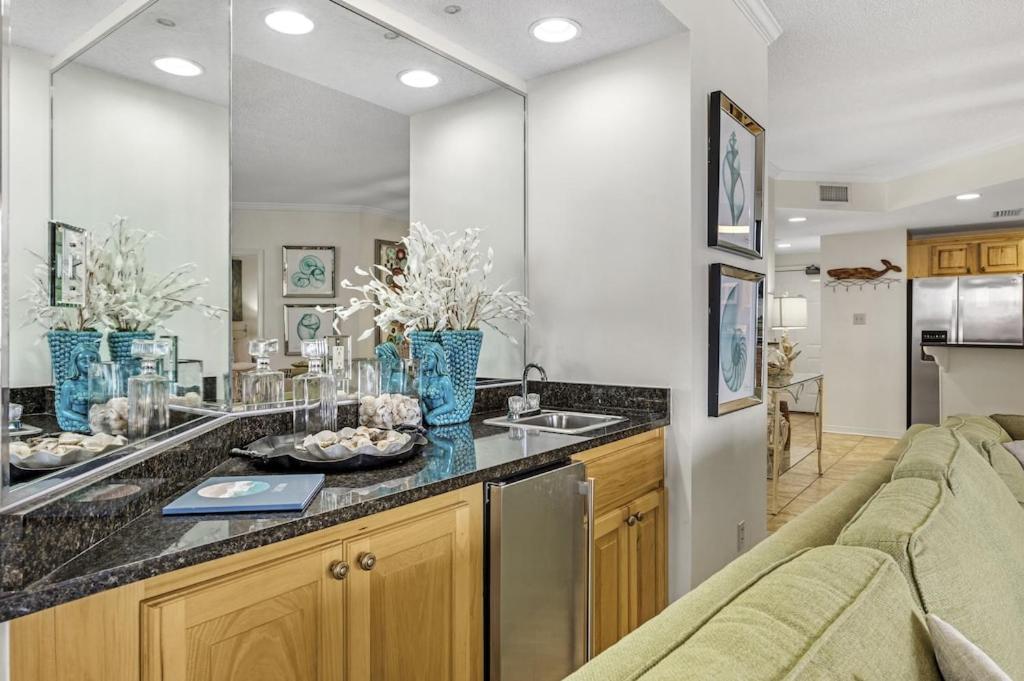 Holiday home Four Seasons Unit 704e Orange Beach