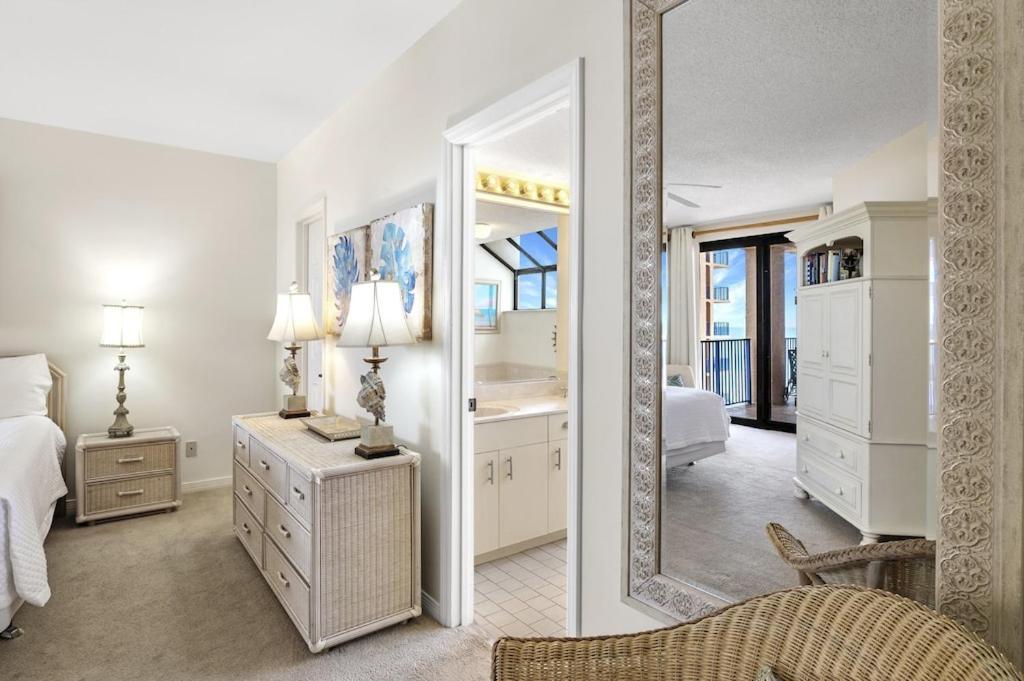 Four Seasons Unit 704e Orange Beach
