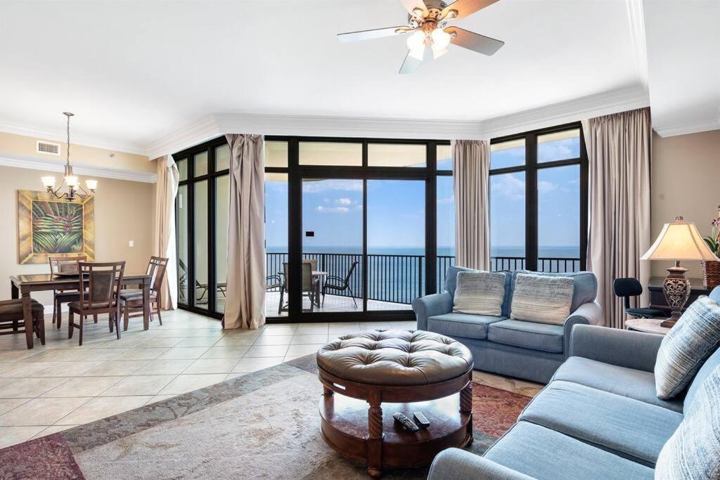 Phoenix West - 2207 - High-end Luxury Beachfront Apartment *