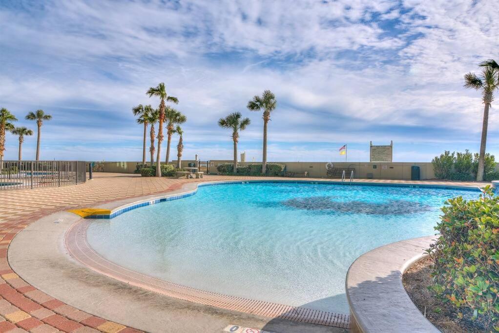 Phoenix West - 2207 - High-end Luxury Beachfront * Orange Beach
