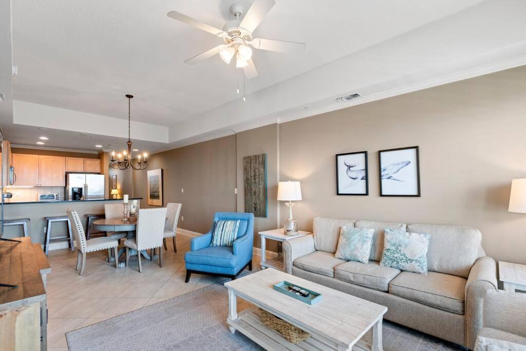 Apartment *breathtaking Waterfront 2 Bedroom*: Sleeps 8! *
