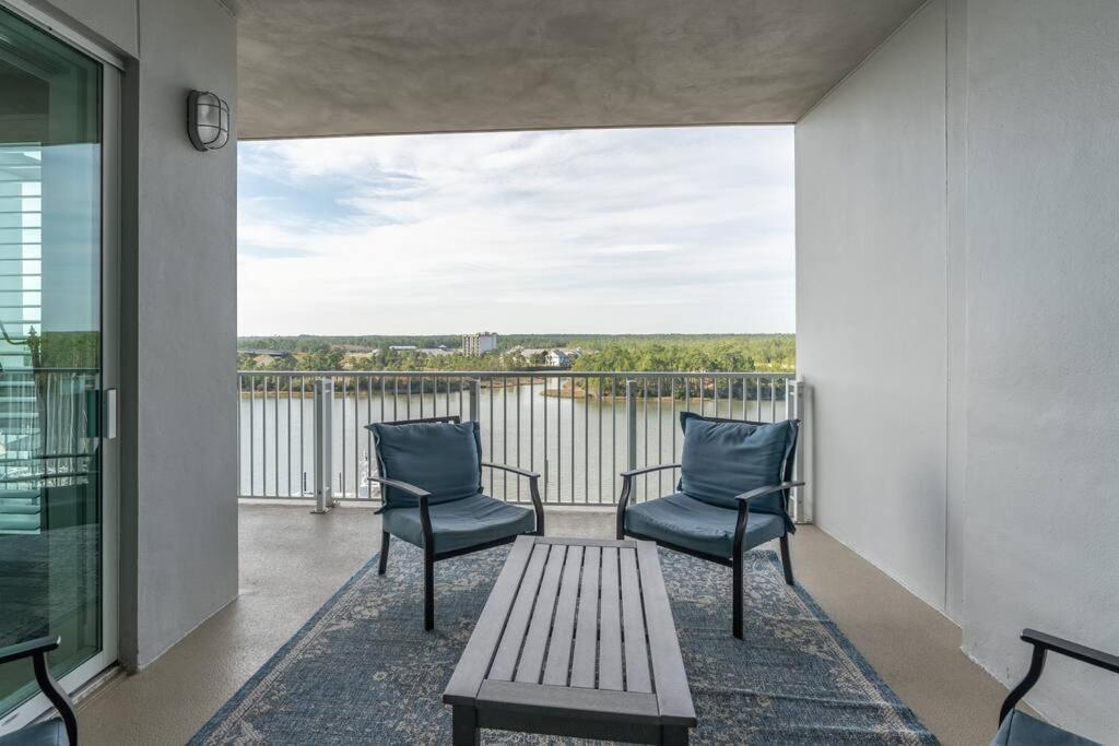 Apartment *breathtaking Waterfront 2 Bedroom*: Sleeps 8! Orange Beach