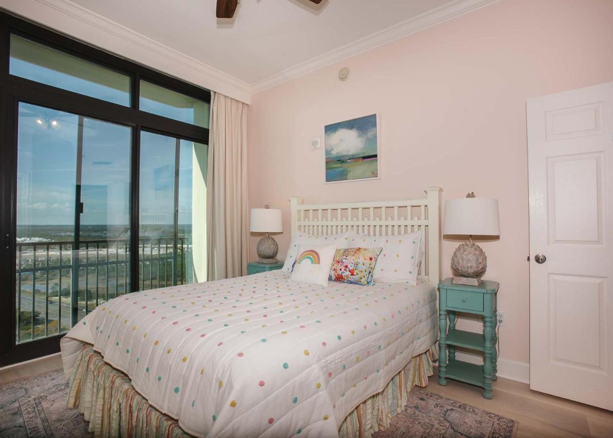 Phoenix West 1601 Apartment *