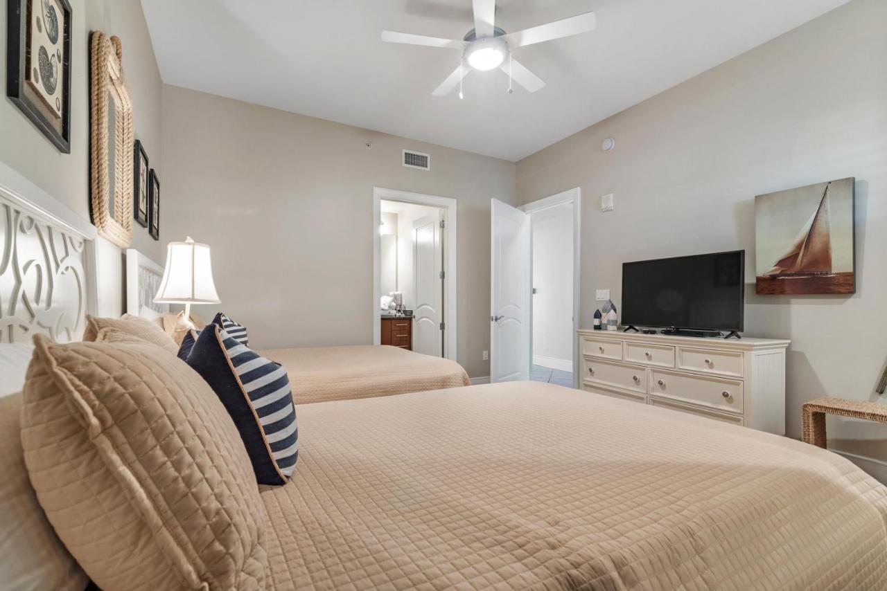 Turquoise D1703 Holiday home *