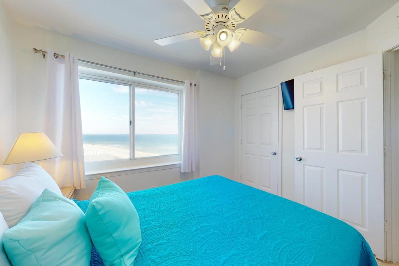 Tradewinds 601 Apartment *