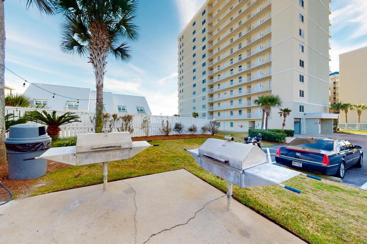 Tradewinds 601 Apartment *