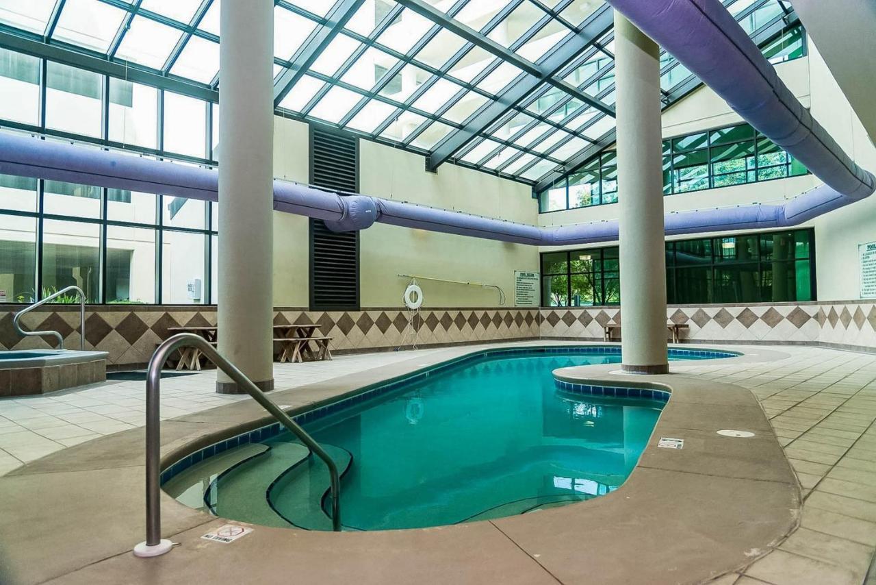 Apartment Phoenix On The Bay 2 By Brett Robinson Vacations