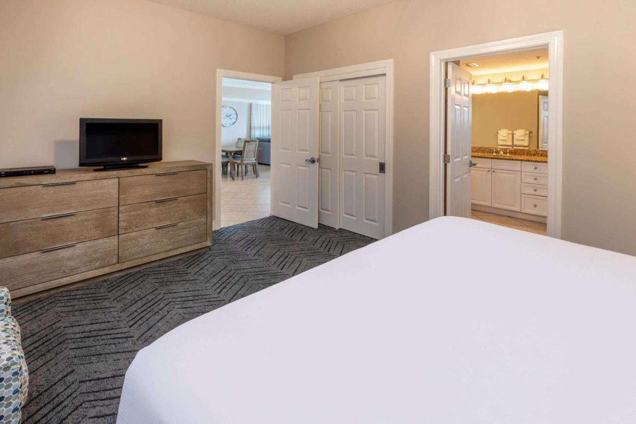 Hotel Escapes! To The Shores Orange Beach, A Ramada By Wyndham Orange Beach
