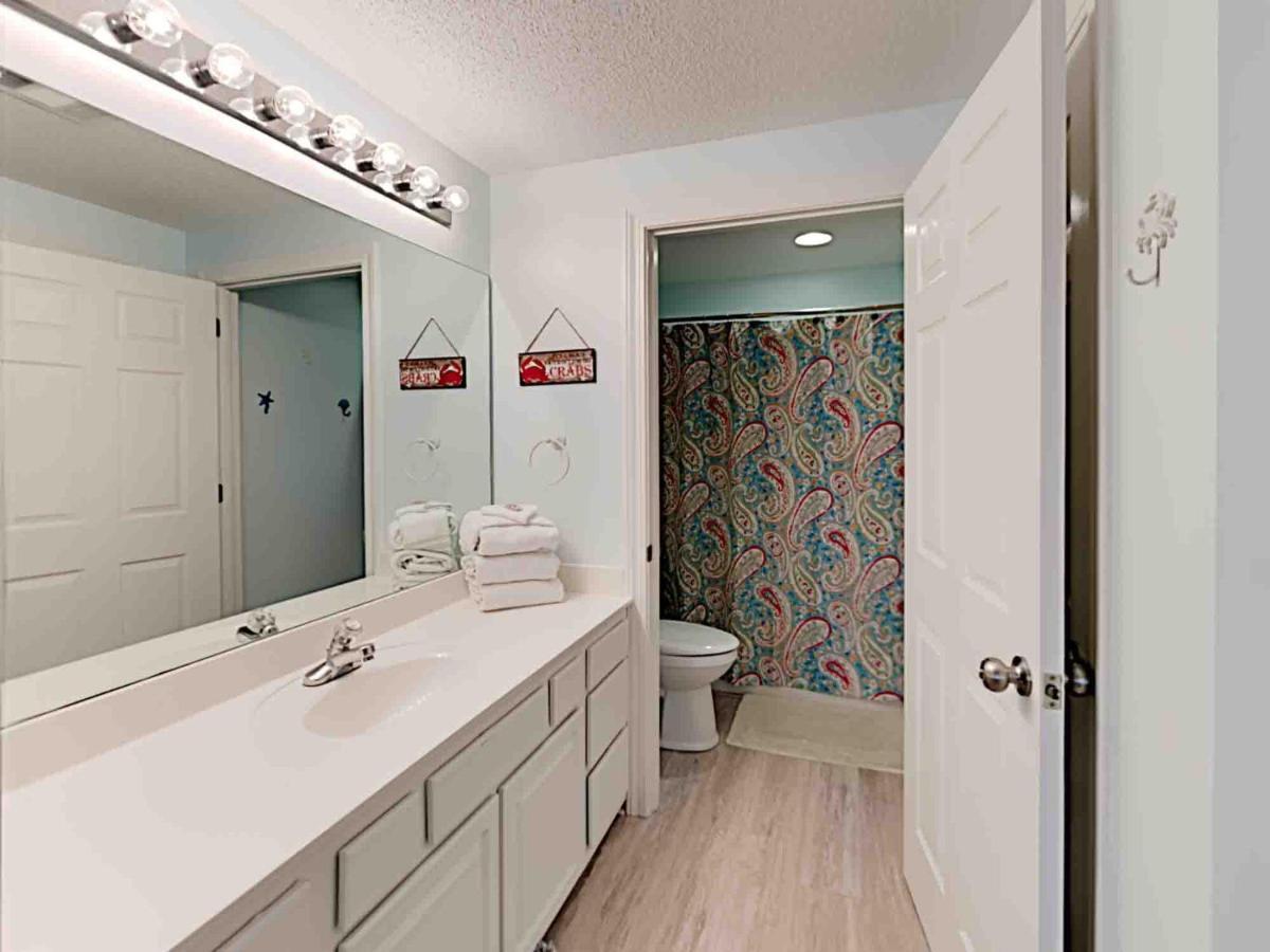The Enclave #705 Apartment *