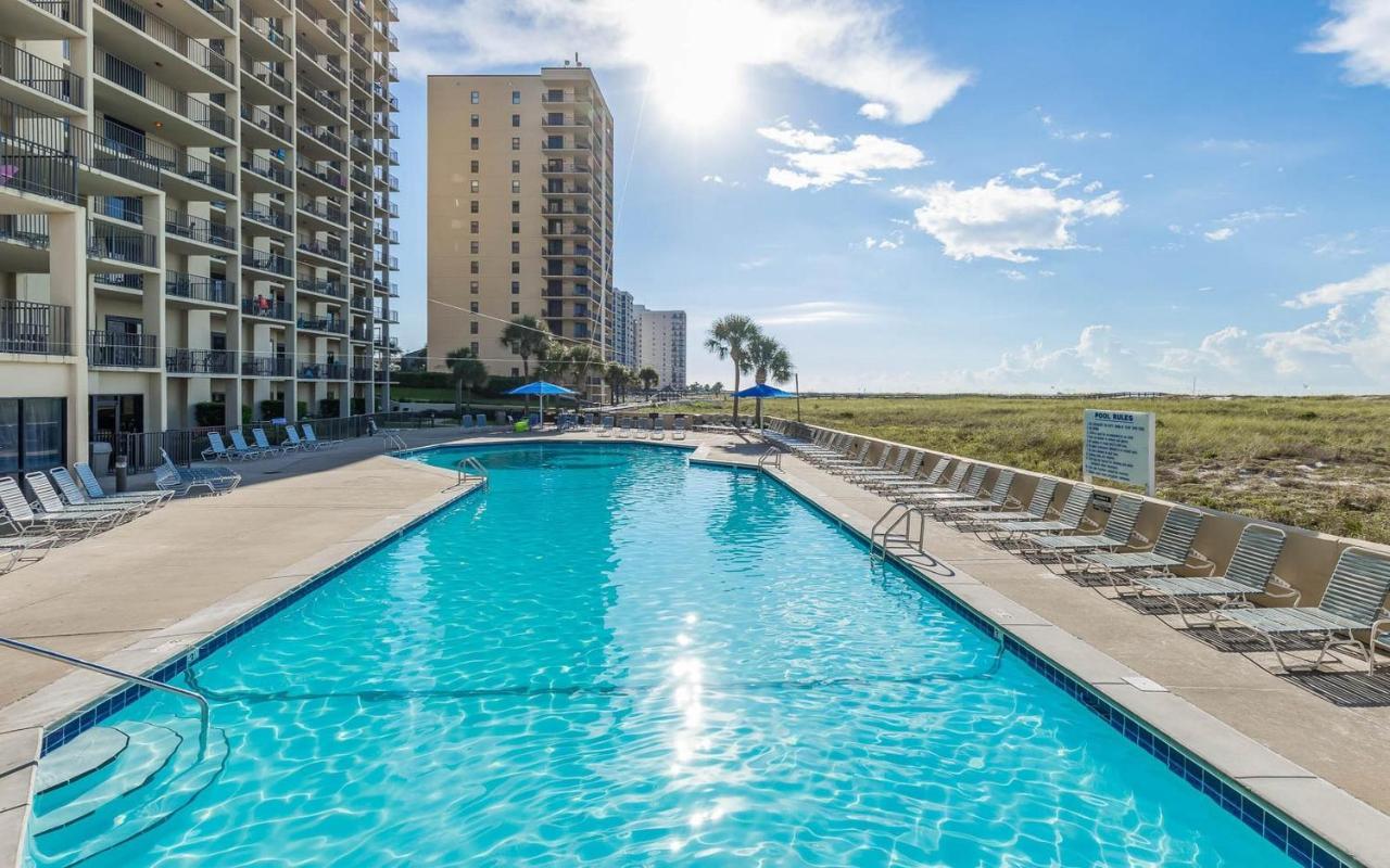 Apartment Phoenix Vi By Brett Robinson Vacations