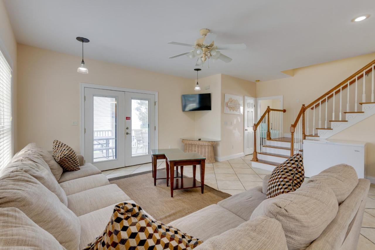 Holiday home Orange Family Duplex With Deck Less Than 1 Mi To Shore *