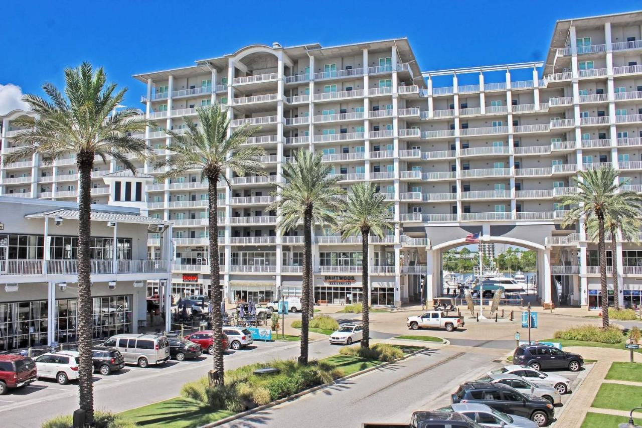 Holiday home Wharf 615