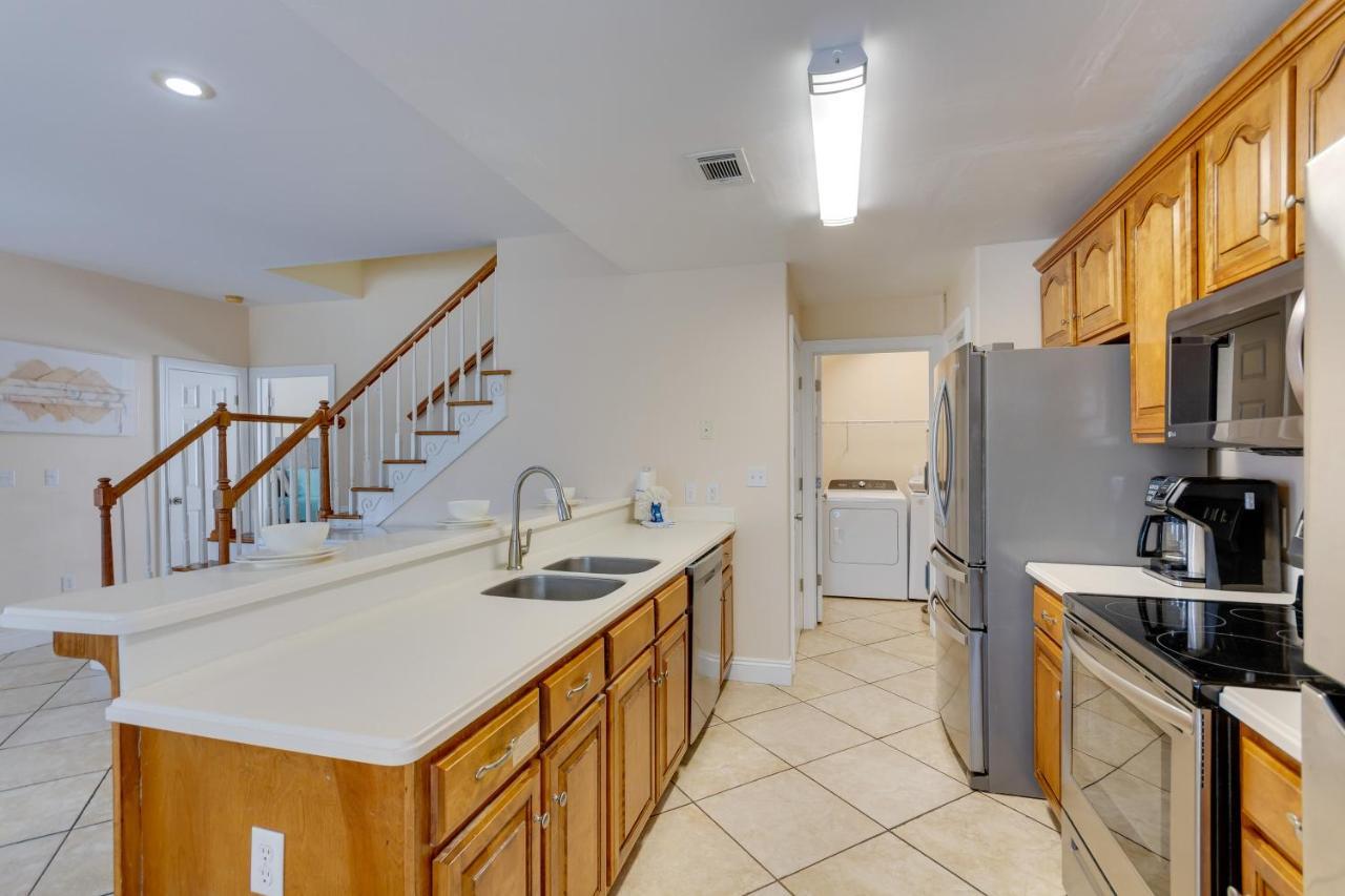 Orange Family Duplex With Deck Less Than 1 Mi To Shore Orange Beach