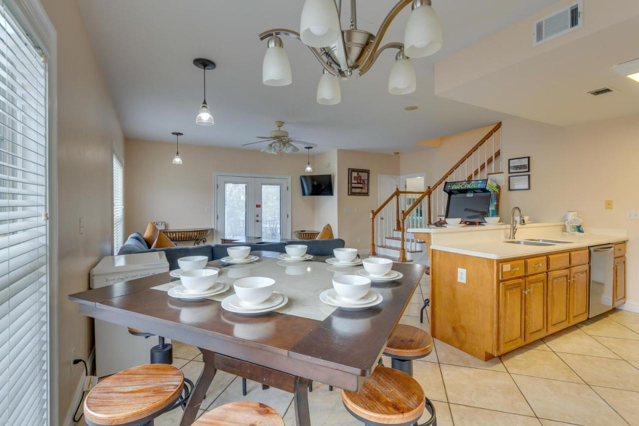 Spacious Orange Duplex Less Than 1 Mi To Boat Launch Holiday home