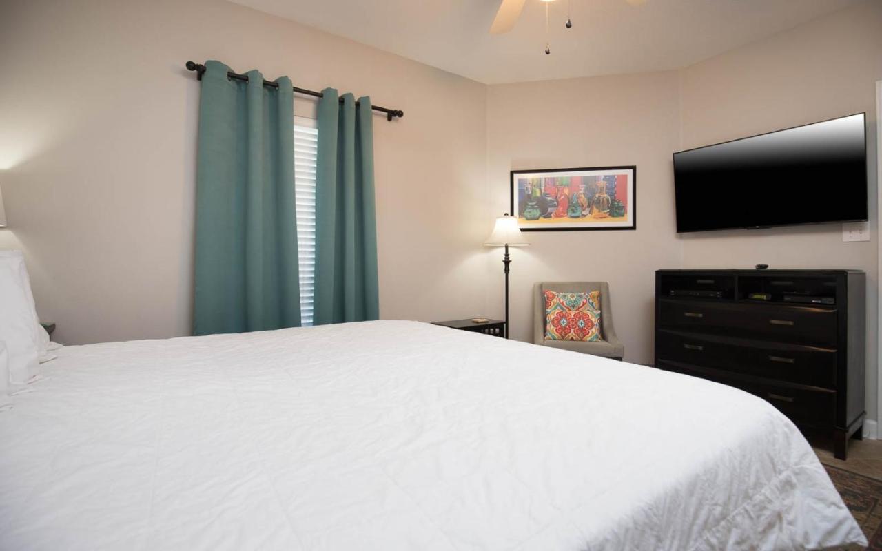 Apartment Admiral's Quarters 402