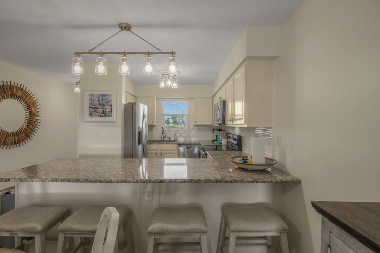 Jubilee Landing 110 By Collection * Orange Beach